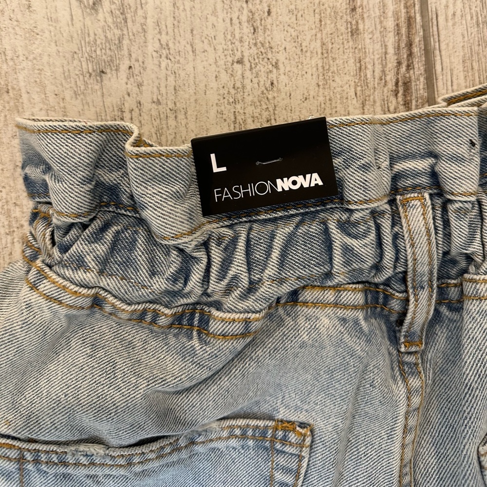 High waisted denim shorts - Picture 5 of 5
